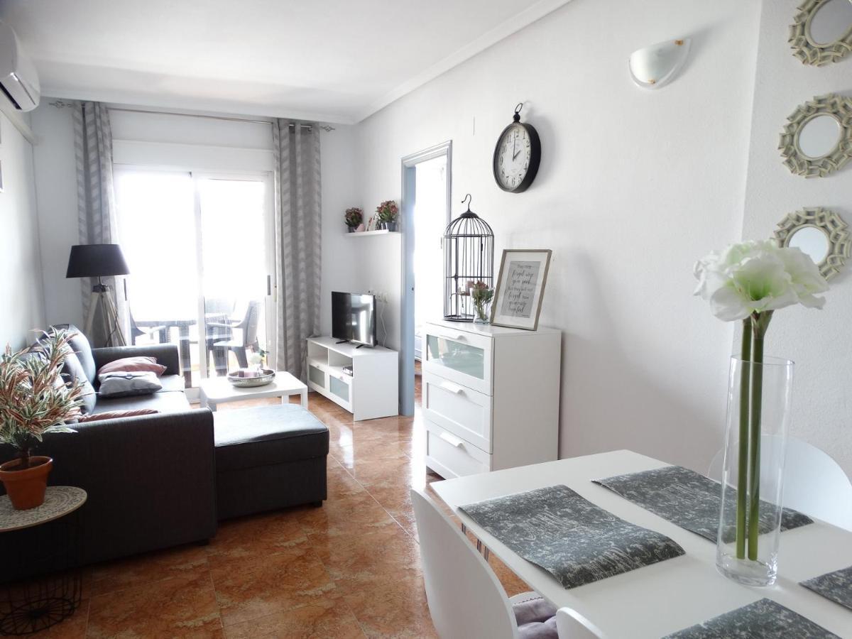 Apartamento Adrianna, Tomillo, ตอร์เรเวียคา ภายนอก รูปภาพ