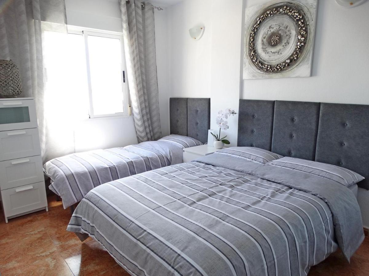 Apartamento Adrianna, Tomillo, ตอร์เรเวียคา ภายนอก รูปภาพ